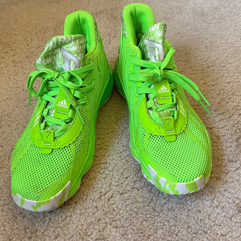 Adidas Bright Green Athletic Sneakers

Men's Adidas Dame I am my own fan